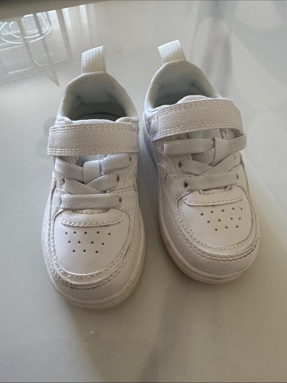 H&M White toddler Velcro & Lace Sneakers, size 5.5